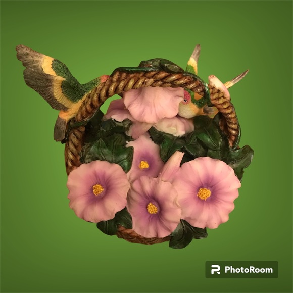 Heritage House Basket of Springtime DeVinci Bonded Porcelain Sculpture |Limited - Picture 4 of 15